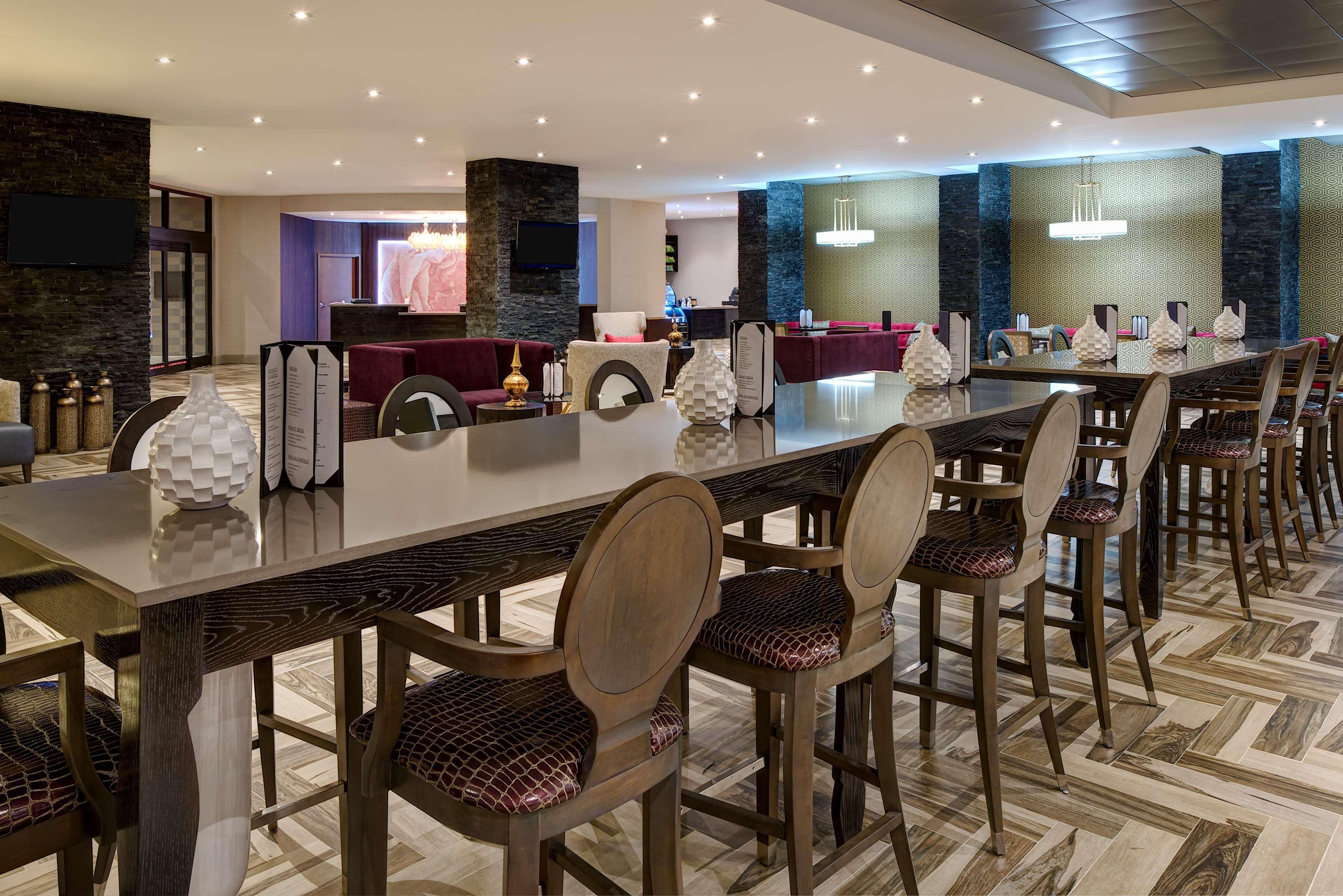 Hotel Doubletree By Hilton Orlando East - Ucf Area à Alafaya Extérieur photo