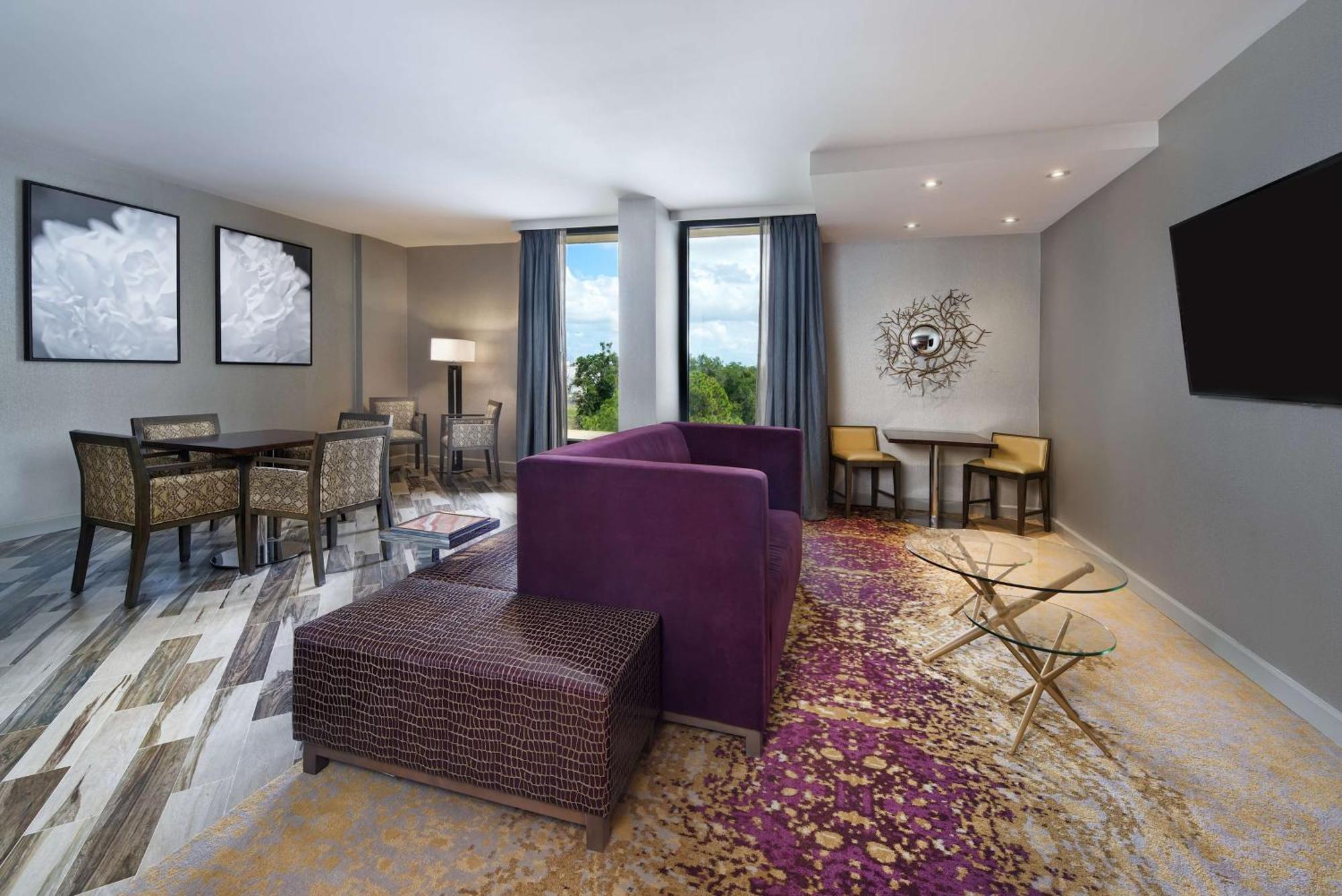 Hotel Doubletree By Hilton Orlando East - Ucf Area à Alafaya Extérieur photo