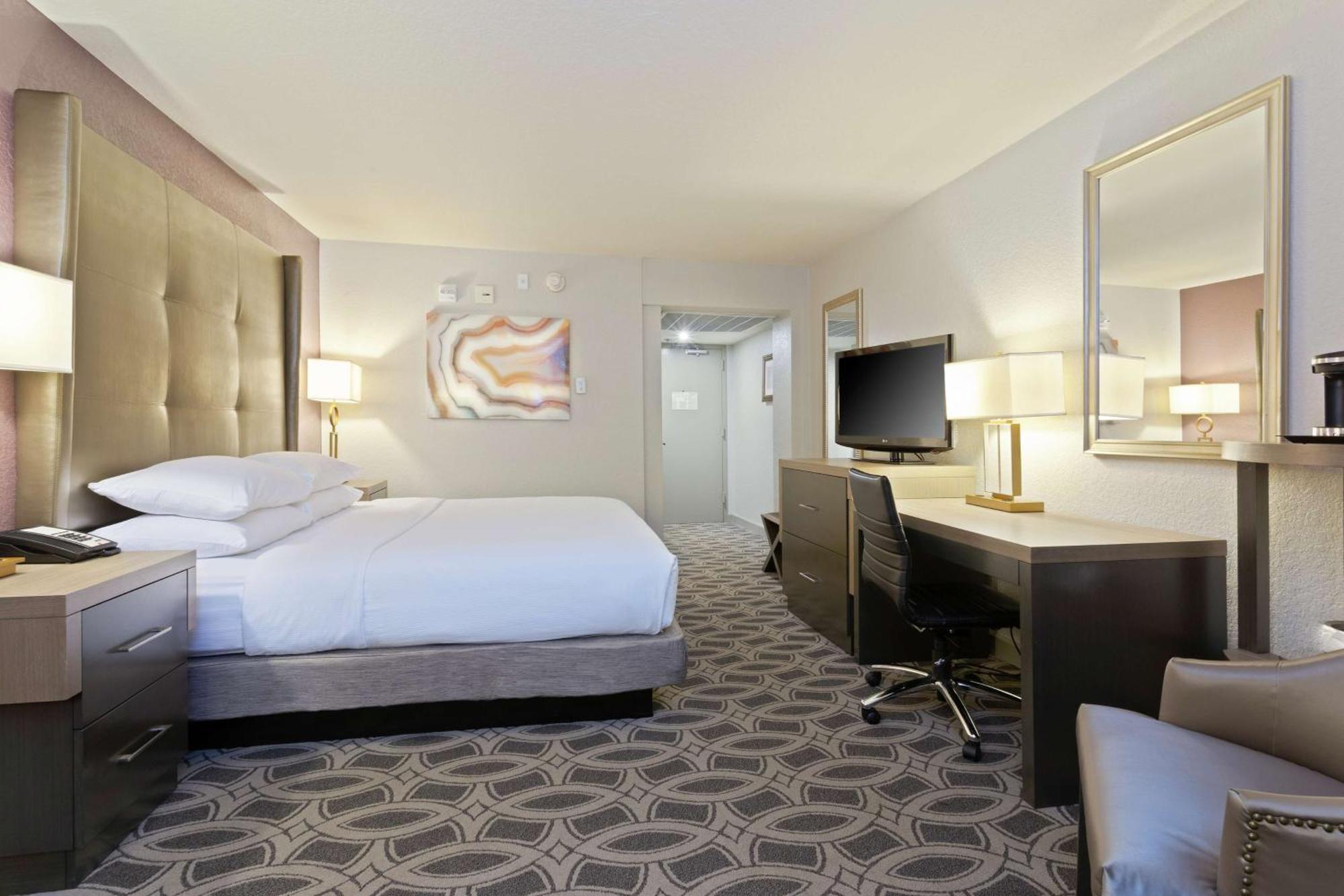 Hotel Doubletree By Hilton Orlando East - Ucf Area à Alafaya Extérieur photo